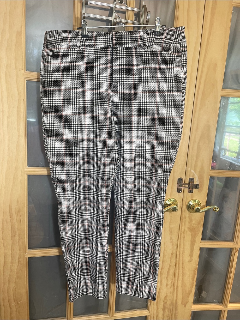 158. Women’s Plaid Dress Pants - Black, White, and Hint of Red/Orange. NWOT